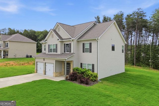 61 N Village Circle, Rydal, GA 30171