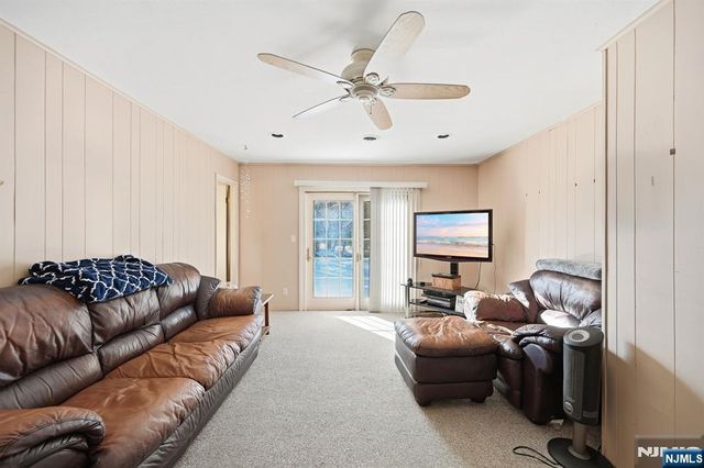 23 John Street, Emerson, NJ 07630