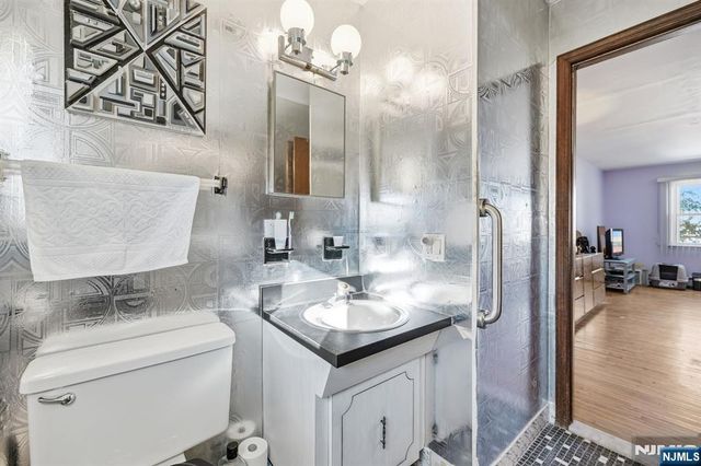 23 John Street, Emerson, NJ 07630