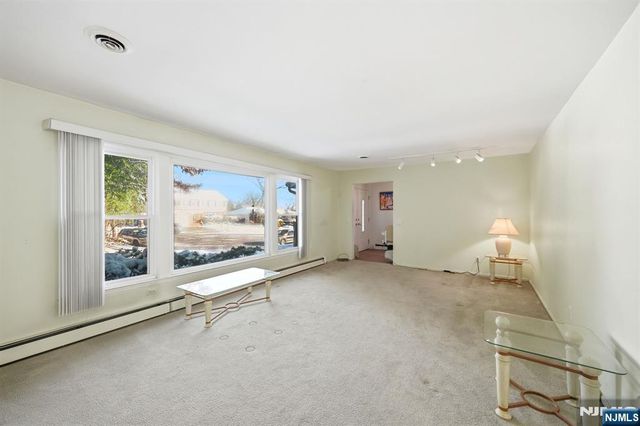 23 John Street, Emerson, NJ 07630