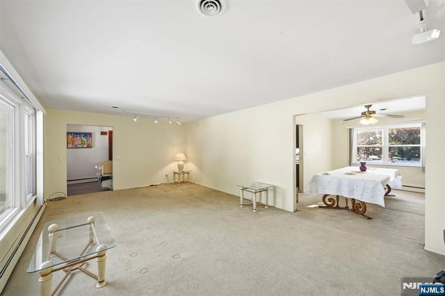 23 John Street, Emerson, NJ 07630