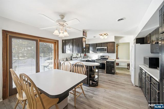 23 John Street, Emerson, NJ 07630