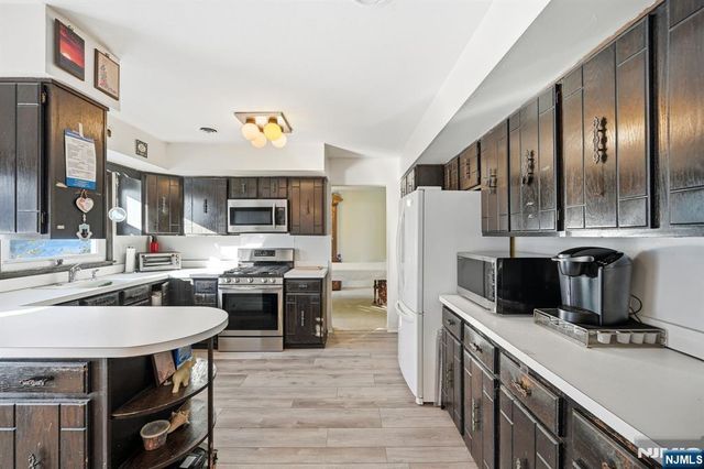 23 John Street, Emerson, NJ 07630