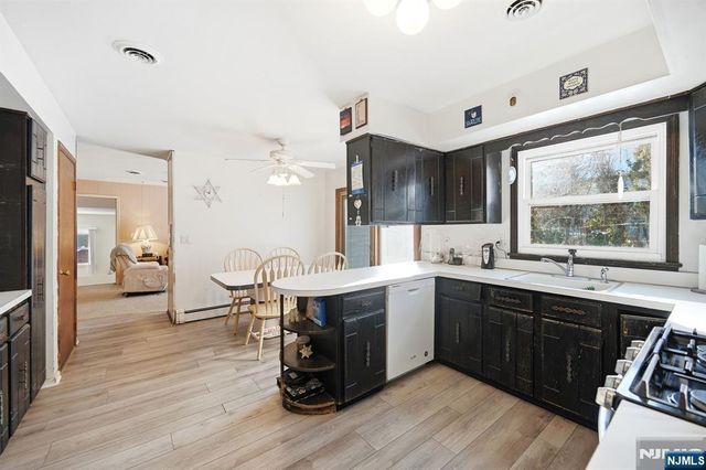 23 John Street, Emerson, NJ 07630