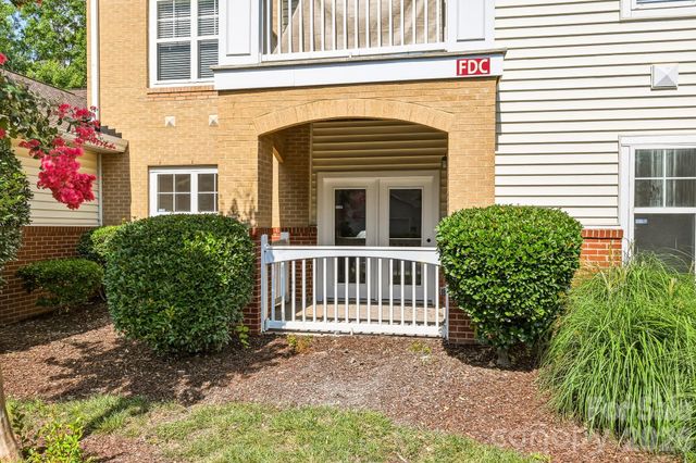 16409 Golden River Lane, Charlotte, NC 28277