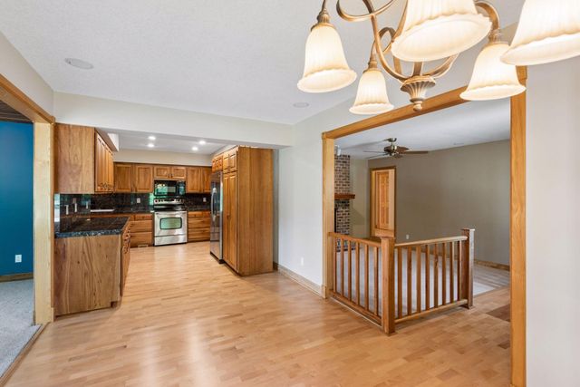700 Spruce Drive, Hudson, WI 54016