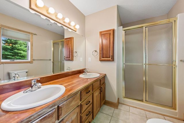 700 Spruce Drive, Hudson, WI 54016