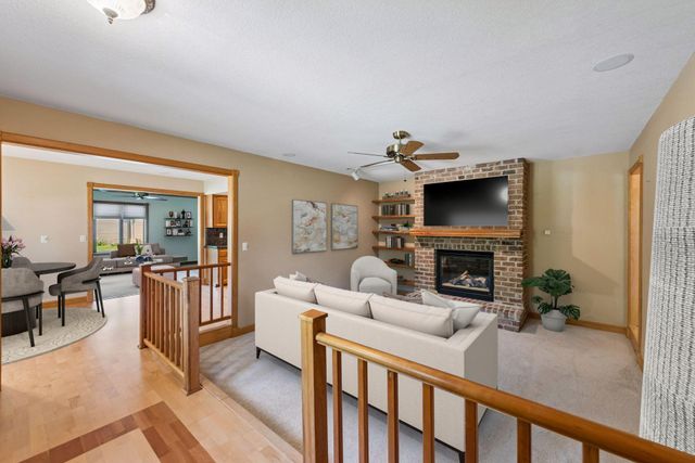 700 Spruce Drive, Hudson, WI 54016