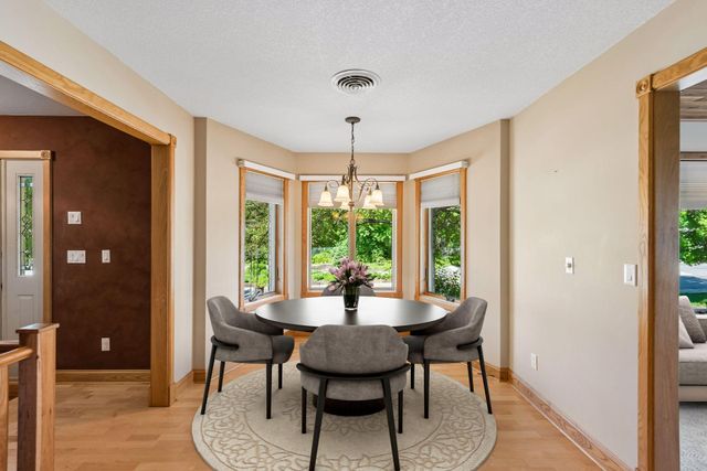 700 Spruce Drive, Hudson, WI 54016