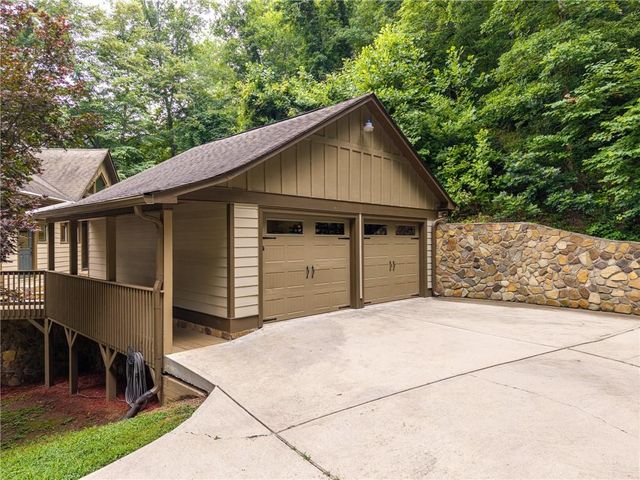 1117 Rambling Road, Fairmount, GA 30139