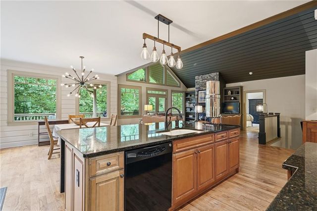 1117 Rambling Road, Fairmount, GA 30139