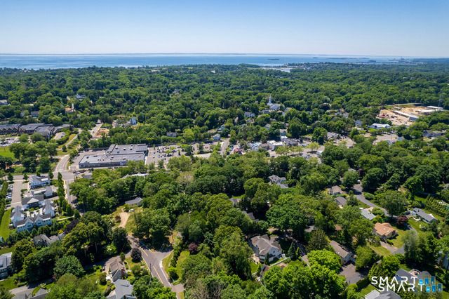 32 Morningside Drive North, Westport, CT 06880