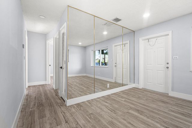 2923 NW 48th Street, Fort Lauderdale, FL 33309