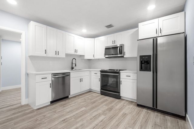 2923 NW 48th Street, Fort Lauderdale, FL 33309
