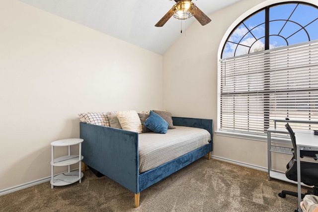 1502 Peach St., Kilgore, TX 75662