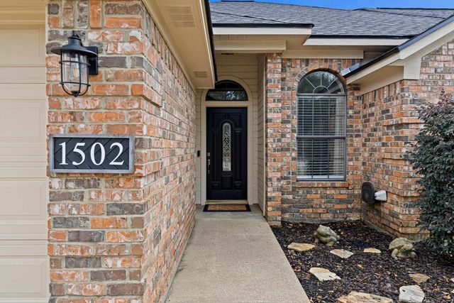 1502 Peach St., Kilgore, TX 75662