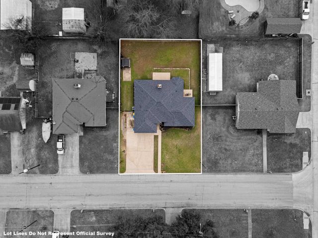 1502 Peach St., Kilgore, TX 75662