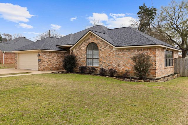 1502 Peach St., Kilgore, TX 75662