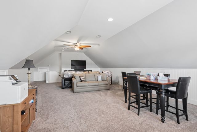 1196 Liberty Ln, Gallatin, TN 37066