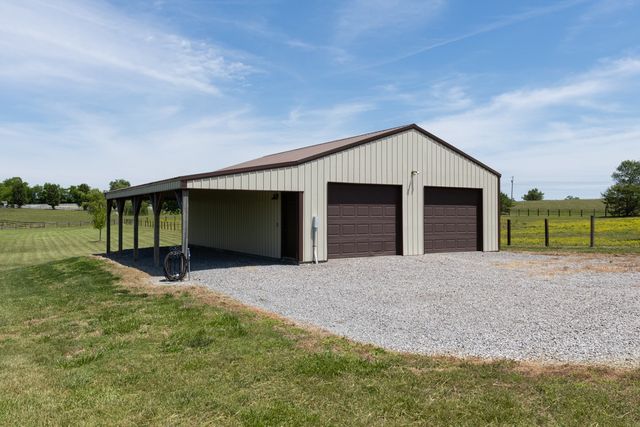 1196 Liberty Ln, Gallatin, TN 37066