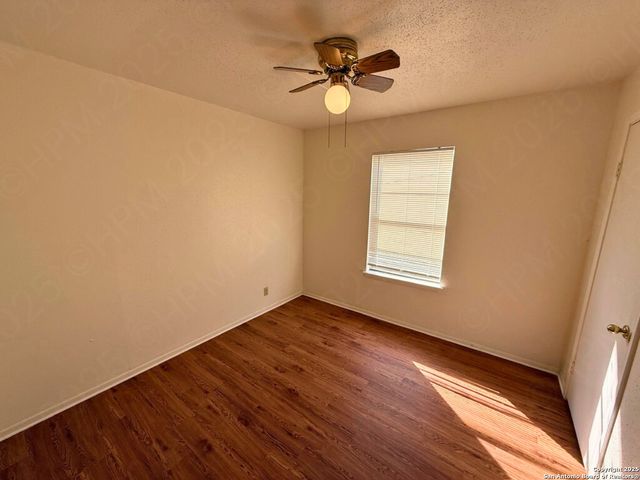 2107 W OLMOS DR, San Antonio, TX 78201