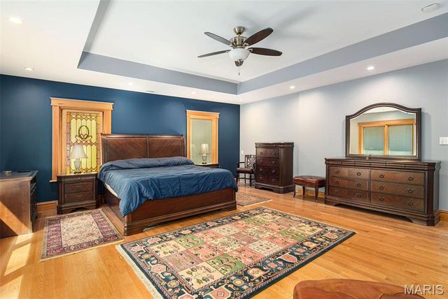 7369 Whitehaven Drive, St Louis, MO 63123