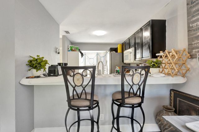 87 Pheasant Run Boulevard, West Palm Beach, FL 33415