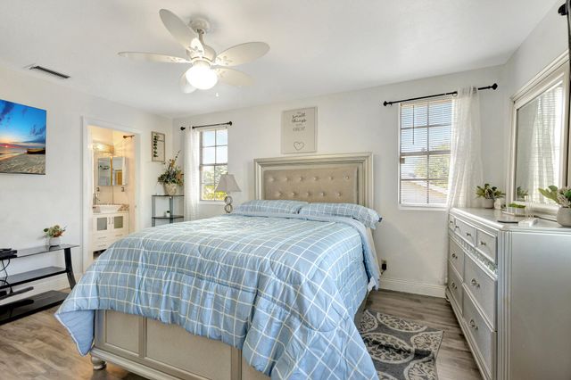 87 Pheasant Run Boulevard, West Palm Beach, FL 33415