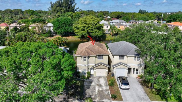 87 Pheasant Run Boulevard, West Palm Beach, FL 33415