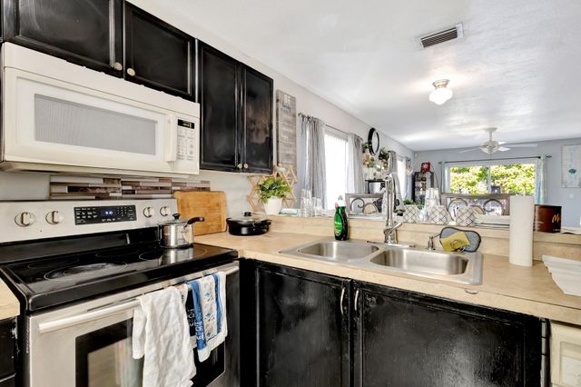 87 Pheasant Run Boulevard, West Palm Beach, FL 33415