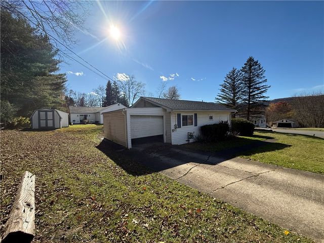 1320 East Main Street, Foster Town, PA 16701