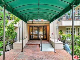 1010 Palm Avenue 109, West Hollywood, CA 90069