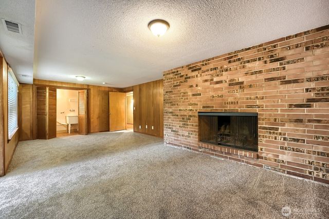 617 S 301st Street, Federal Way, WA 98003