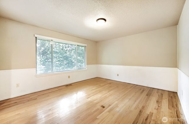 617 S 301st Street, Federal Way, WA 98003