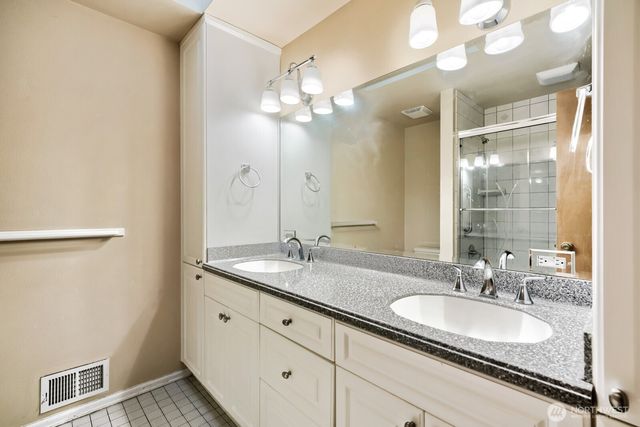 617 S 301st Street, Federal Way, WA 98003