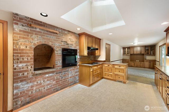 617 S 301st Street, Federal Way, WA 98003