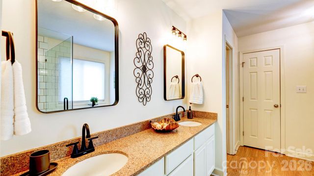 19700 Coachmans Trace, Cornelius, NC 28031