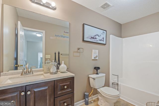 7766 Carnegie Drive, Fairburn, GA 30213