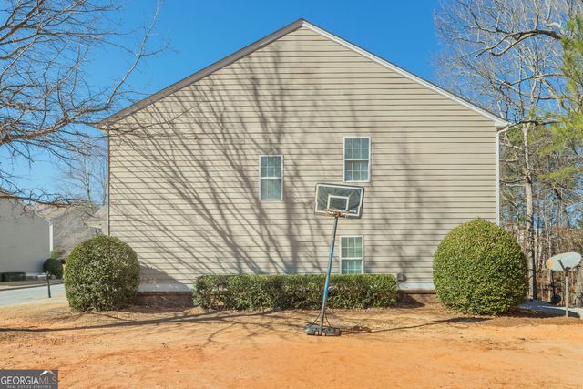 7766 Carnegie Drive, Fairburn, GA 30213