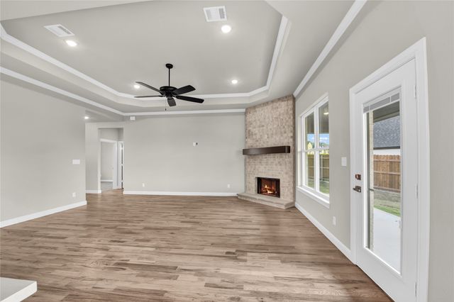 104 Smoky Oak Lane, Weatherford, TX 76087