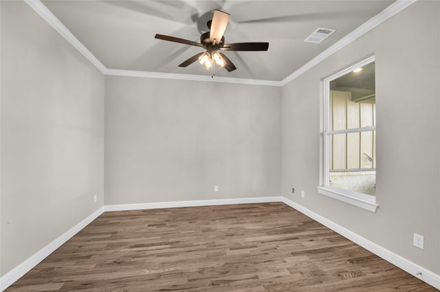 104 Smoky Oak Lane, Weatherford, TX 76087
