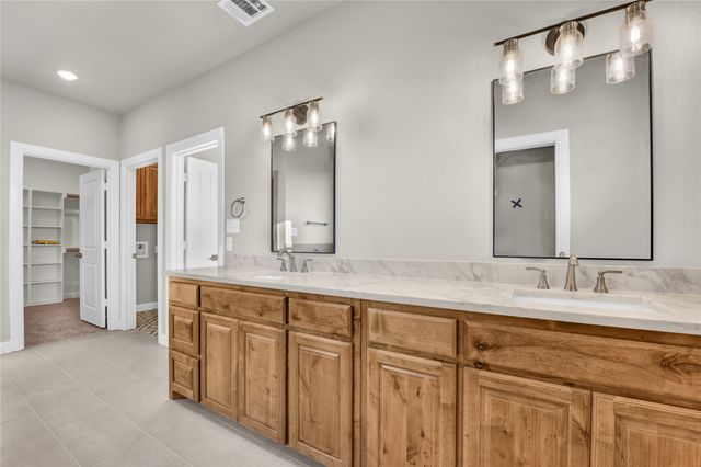 104 Smoky Oak Lane, Weatherford, TX 76087