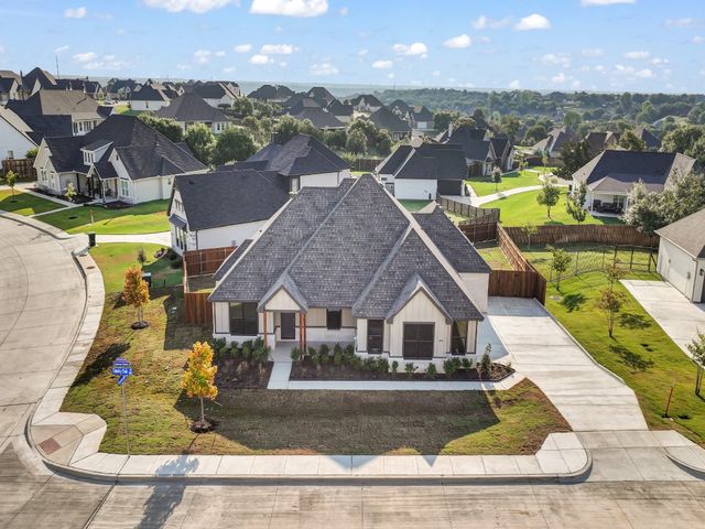 104 Smoky Oak Lane, Weatherford, TX 76087
