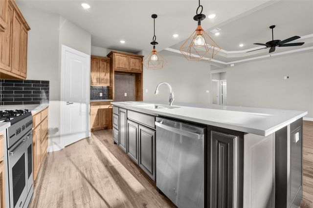 104 Smoky Oak Lane, Weatherford, TX 76087