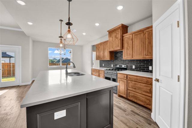 104 Smoky Oak Lane, Weatherford, TX 76087