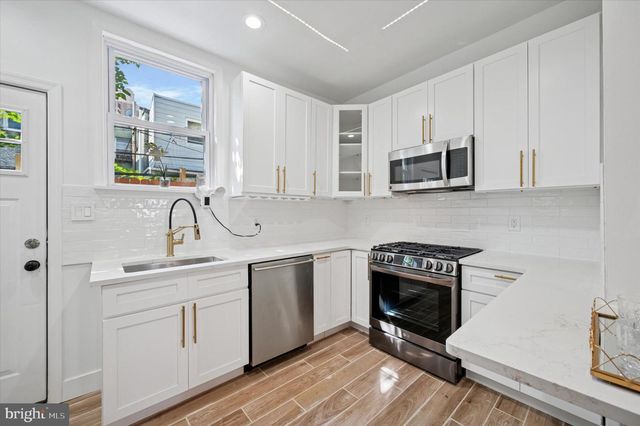 2124 PIERCE ST, Philadelphia, PA 19145