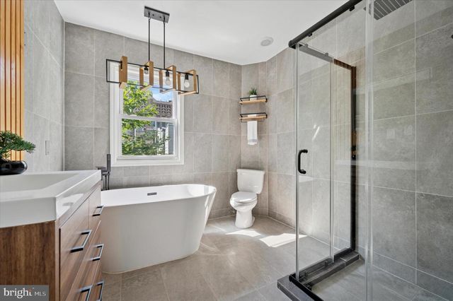 2124 PIERCE ST, Philadelphia, PA 19145