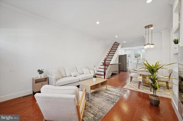 2124 PIERCE ST, Philadelphia, PA 19145