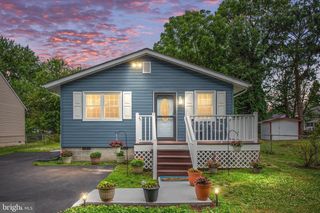 114 5TH ST, Colonial Beach, VA 22443
