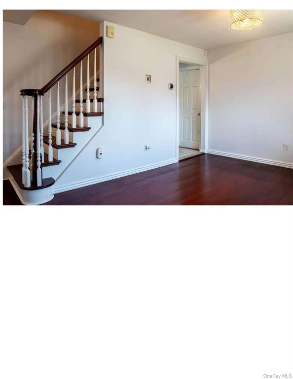 27 W Lakeland Street, Bay Shore, NY 11706 — photo 2